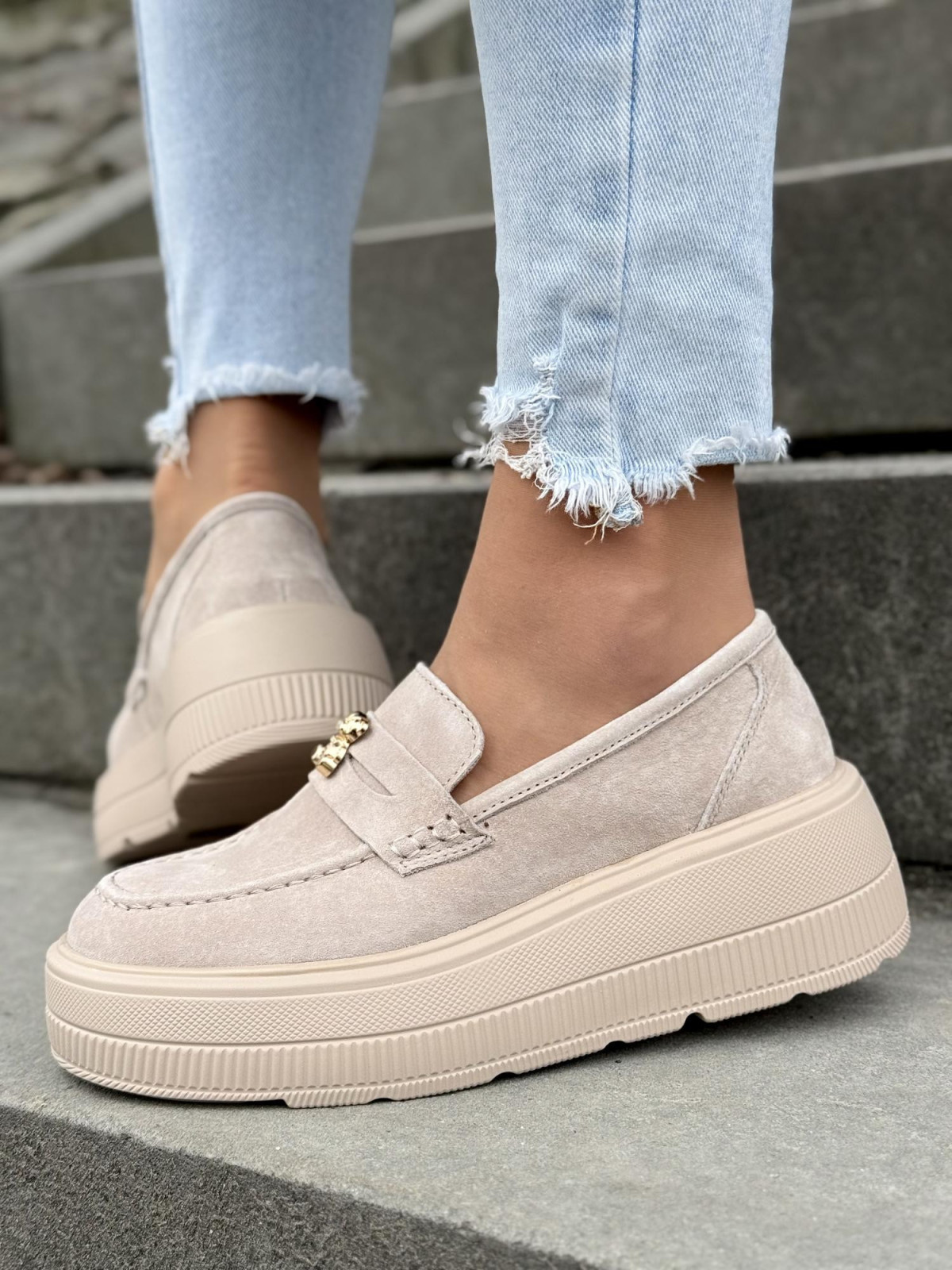 Wyjątkowe mokasyny ze skóry naturalnej