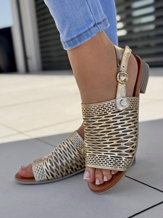 Sandałki damskie ze skóry naturalnej