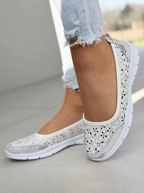 Wygodne balerinki ze skóry naturalnej