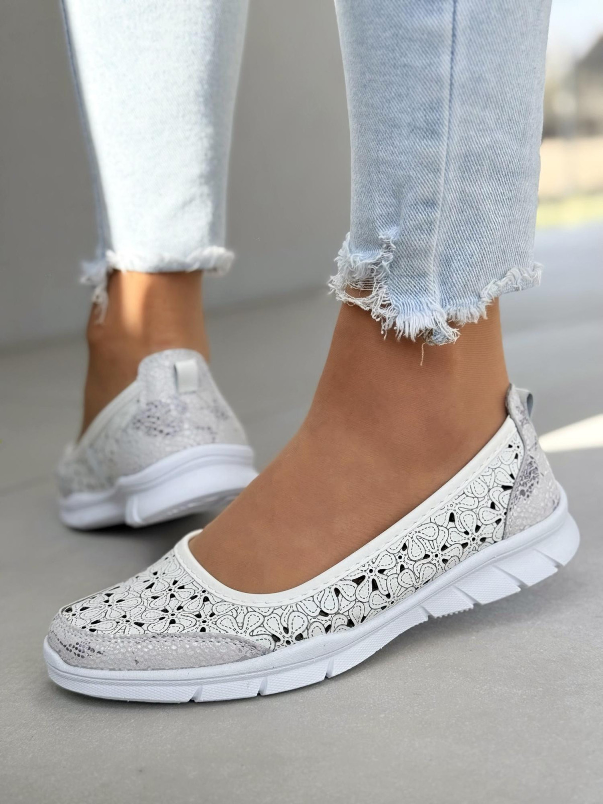 Wygodne balerinki ze skóry naturalnej