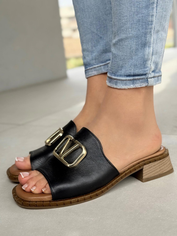 Klapki damskie ze skóry naturalnej