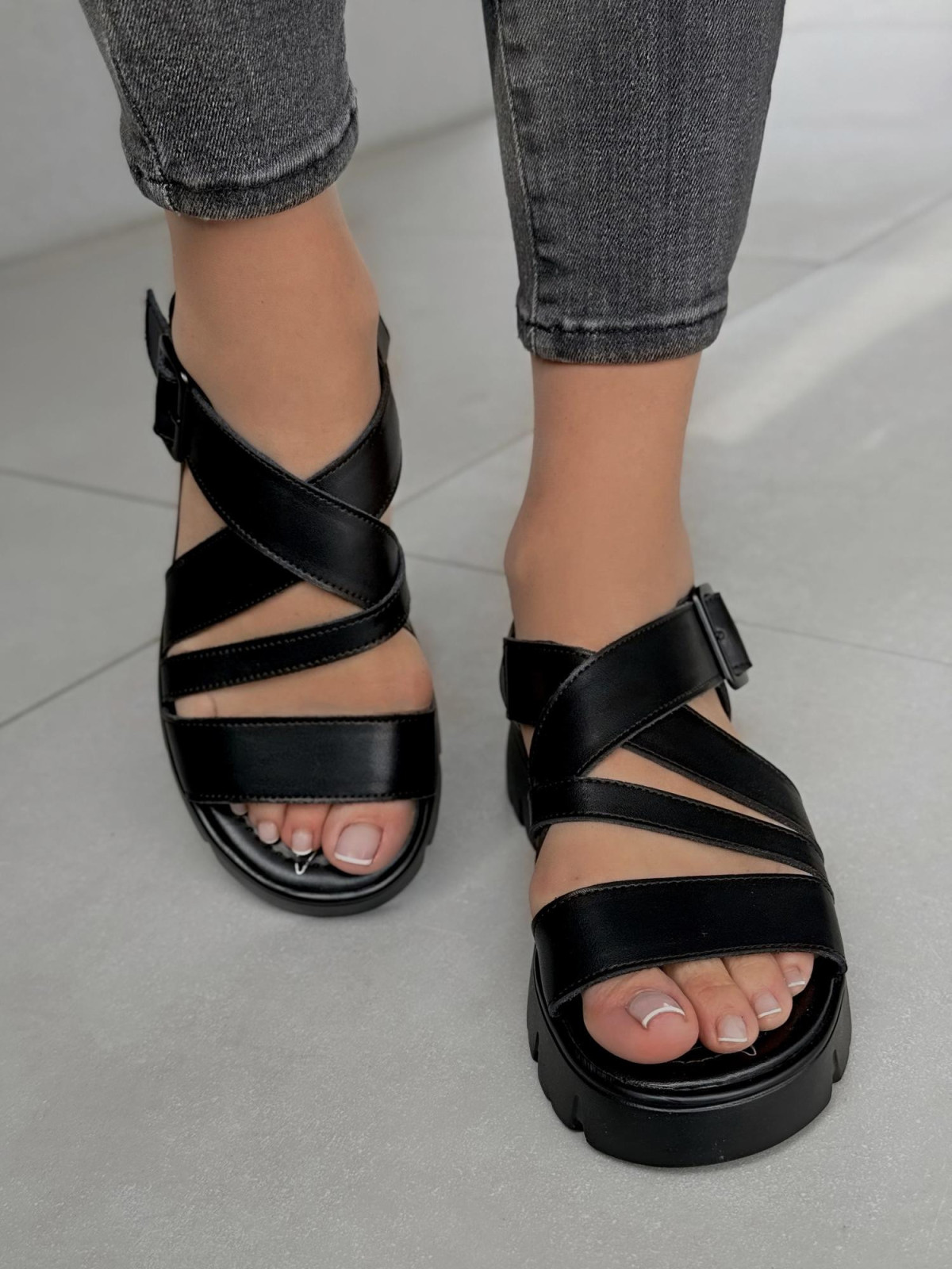 Sandałki damskie ze skóry naturalnej