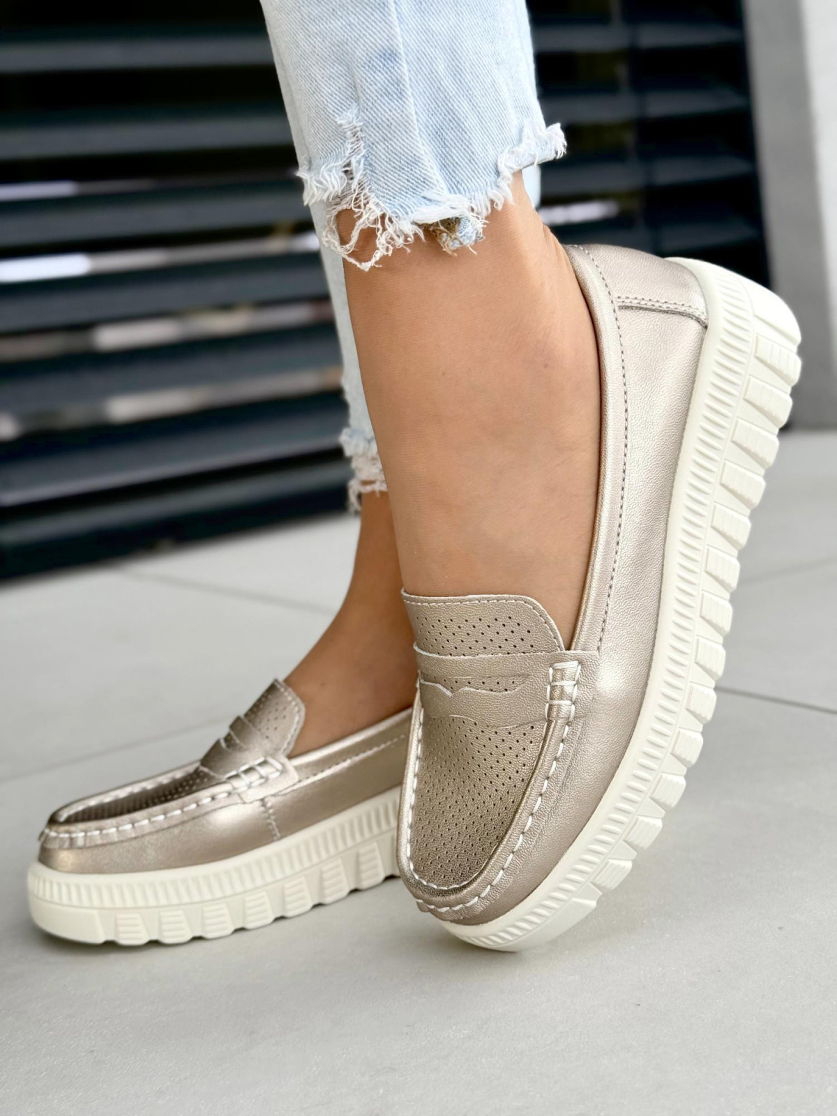 Mokasyny damskie ze skóry naturalnej