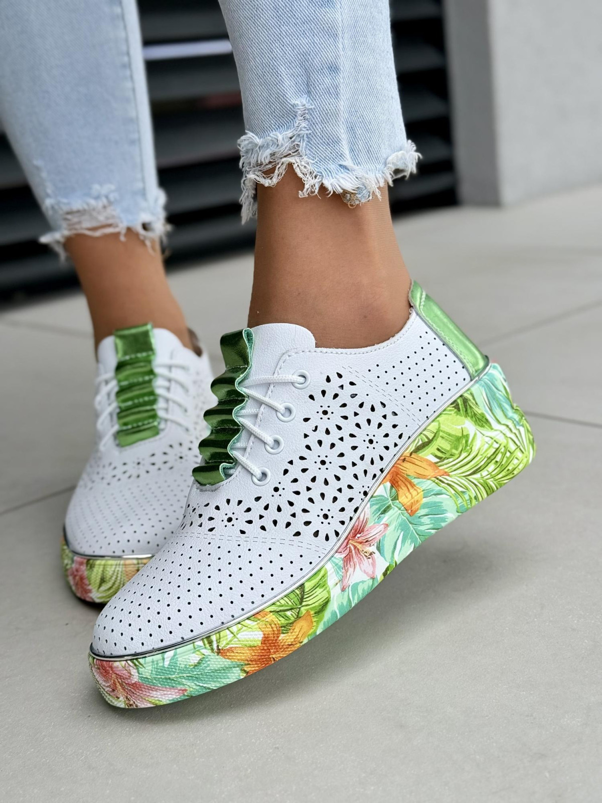 Wyjątkowe sneakersy damskie ze skóry naturalnej