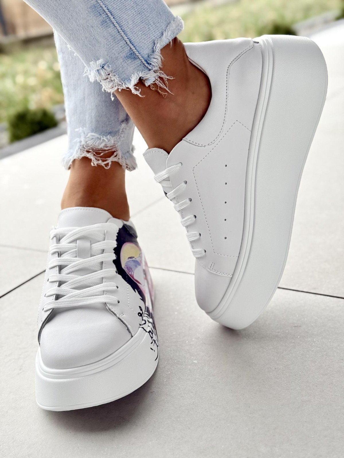 Wyjątkowe sneakersy damskie ze skóry naturalnej