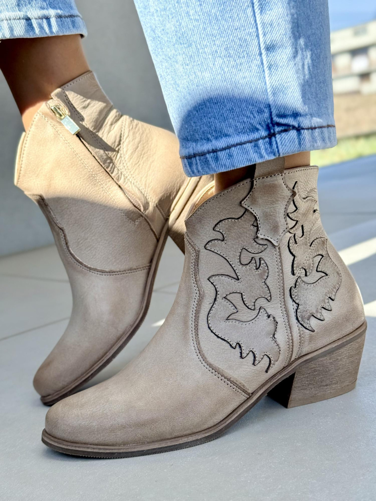 Piękne kowbojki ze skóry naturalnej OLEKSY Polskiej produkcji