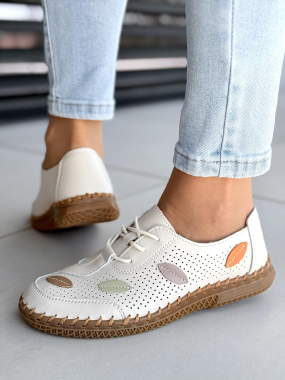 Półbuty damskie ze skóry naturalnej