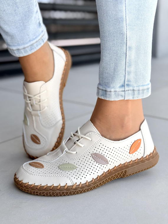 Półbuty damskie ze skóry naturalnej