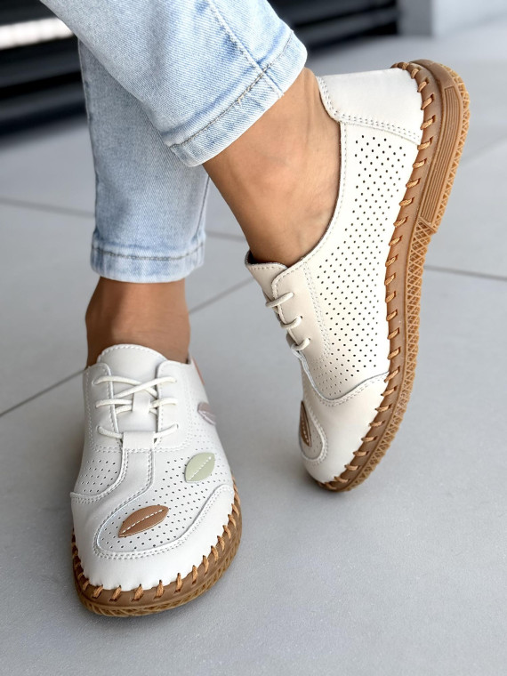 Półbuty damskie ze skóry naturalnej