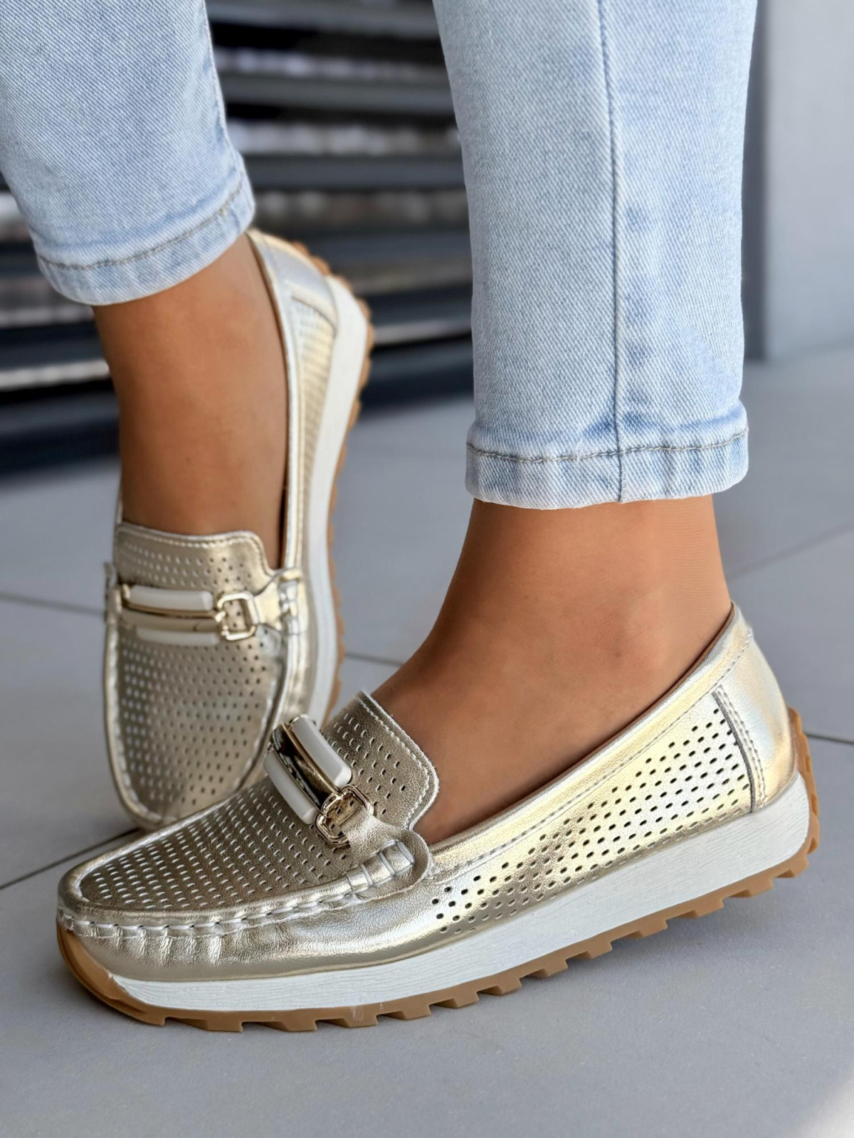 Mega wygodne złote mokasyny damskie ze skóry naturalnej