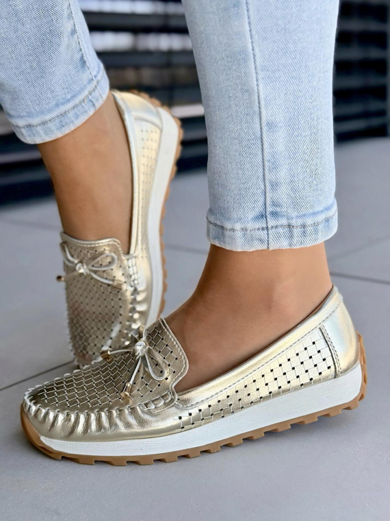 Piękne złote mokasyny damskie ze skóry naturalnej