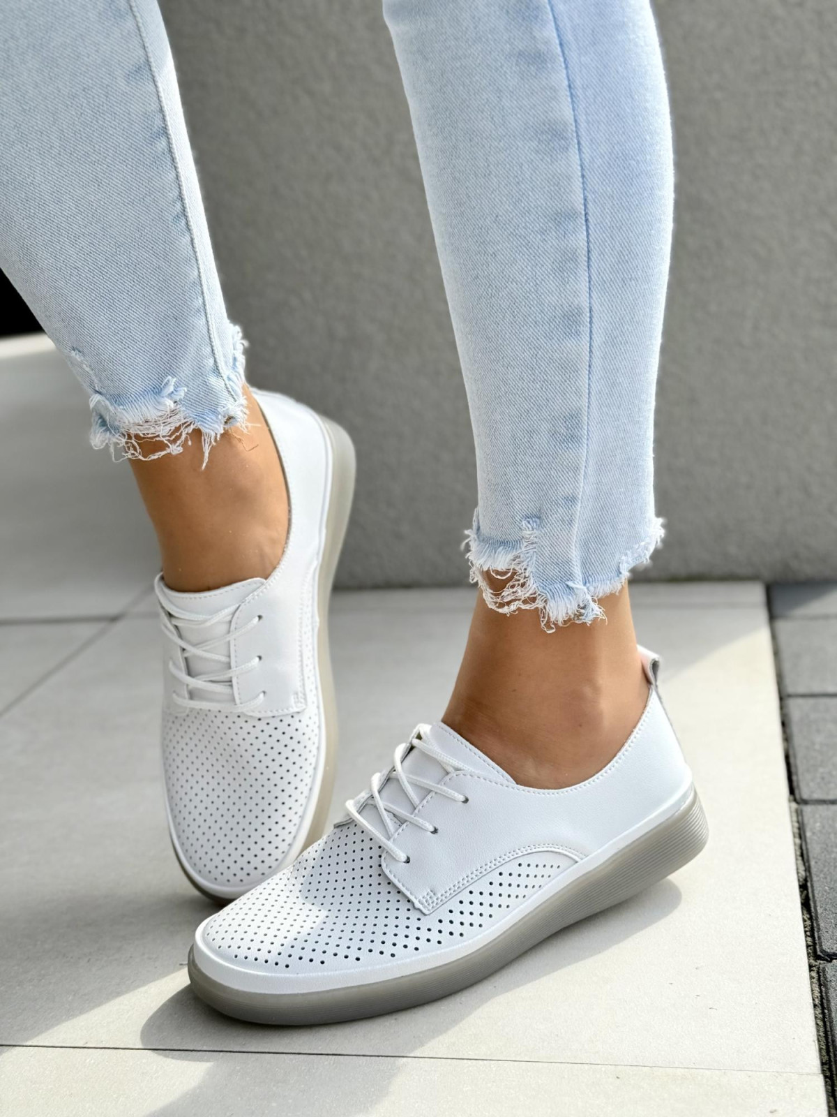 Wygodne przewiewne półbuty damskie ze skóry naturalnej