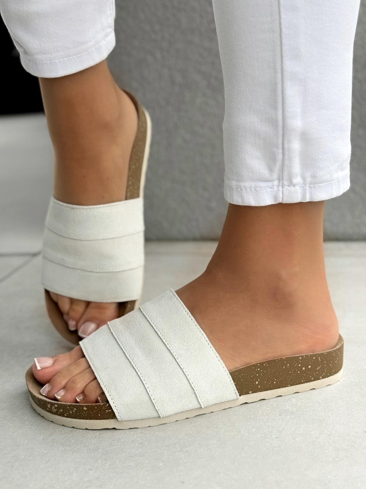 Mega wygodne klapki damskie ze skóry naturalnej