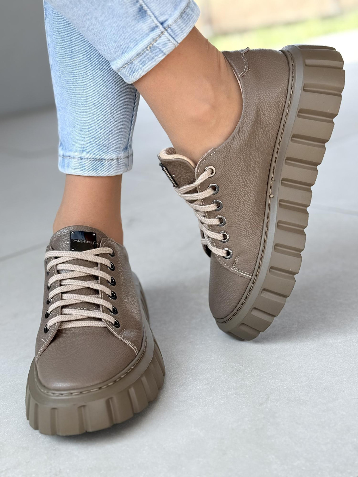 Sneakers ze skóry naturalnej OLEKSY Polskiej produkcji