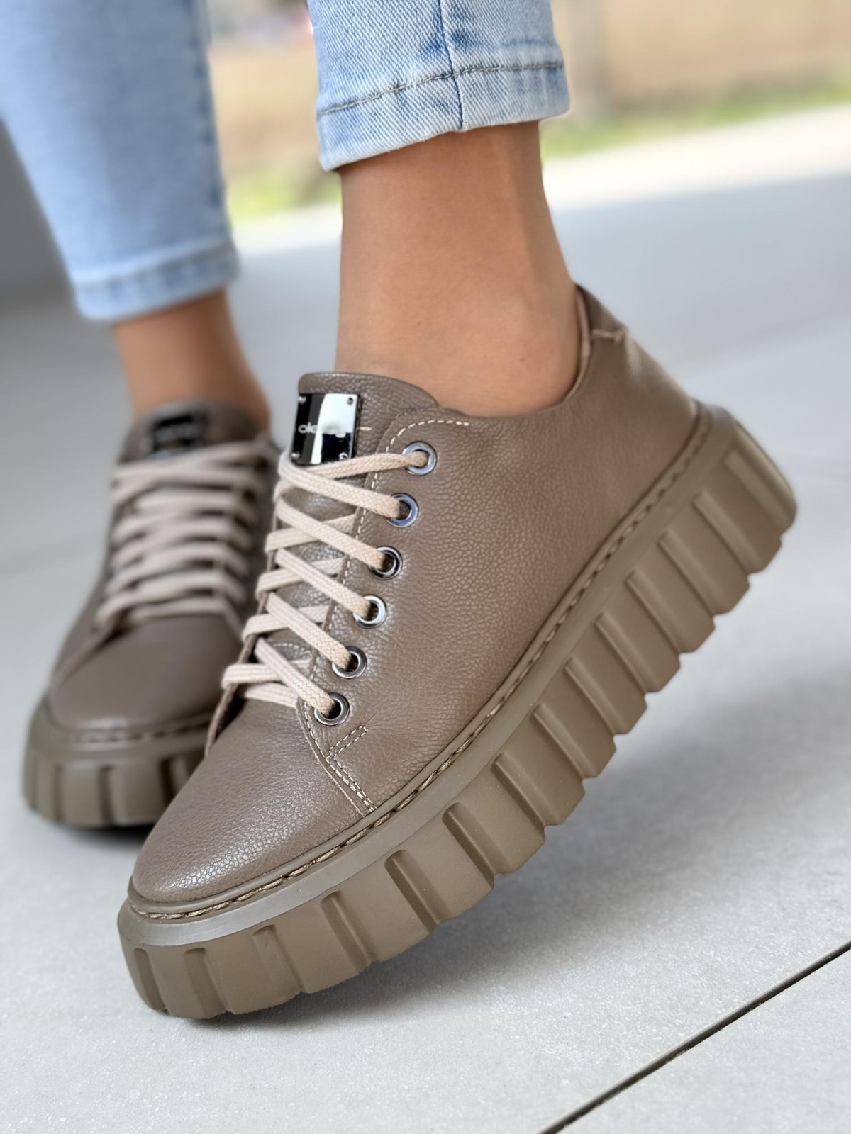 Sneakers ze skóry naturalnej OLEKSY Polskiej produkcji