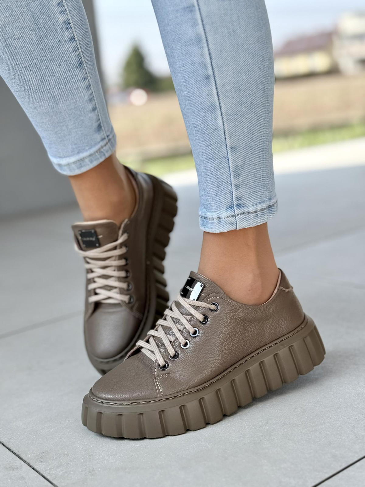 Sneakers ze skóry naturalnej OLEKSY Polskiej produkcji