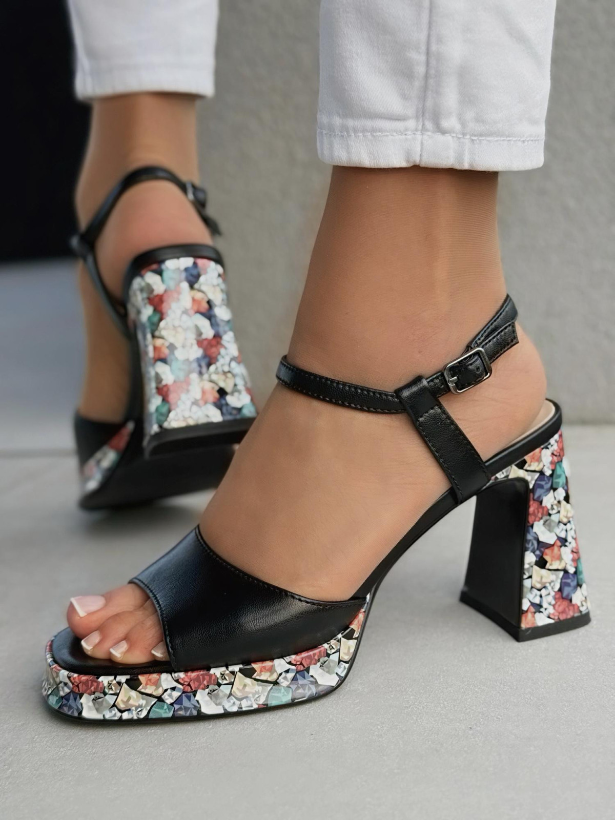 Sandałki damskie ze skóry naturalnej