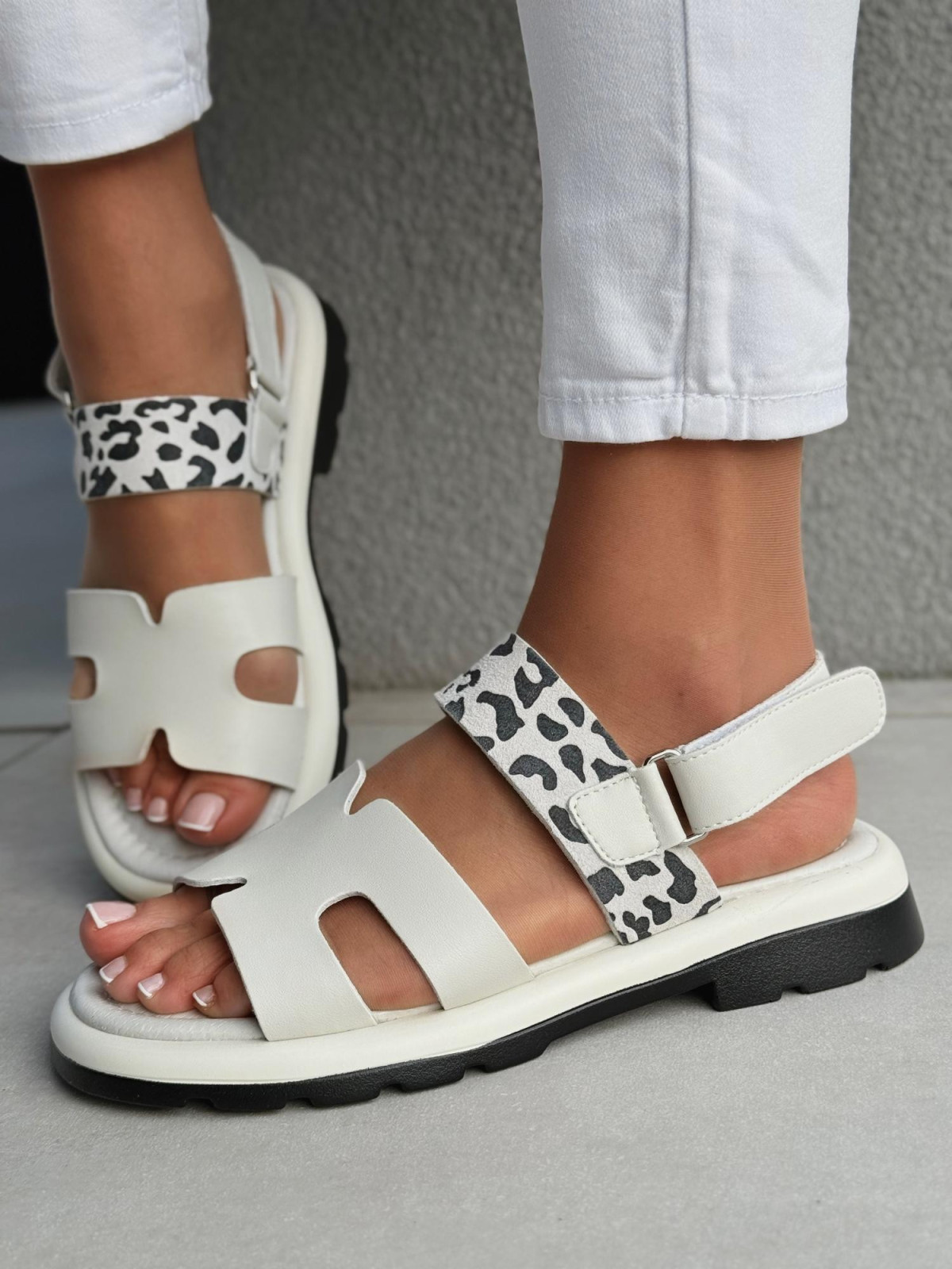 Sandałki damskie ze skóry naturalnej