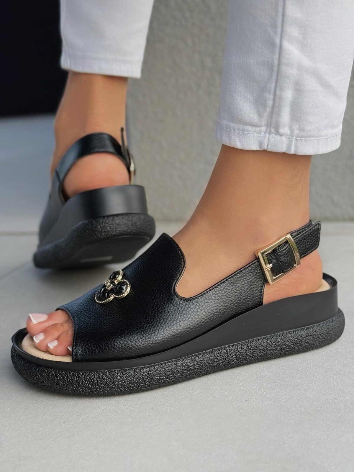 Sandałki damskie ze skóry naturalnej