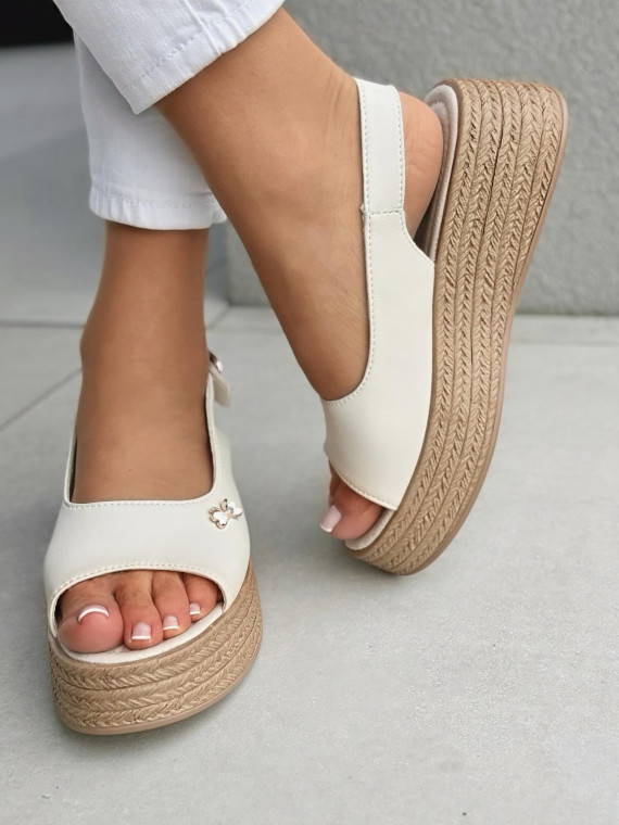 Sandałki damskie ze skóry naturalnej