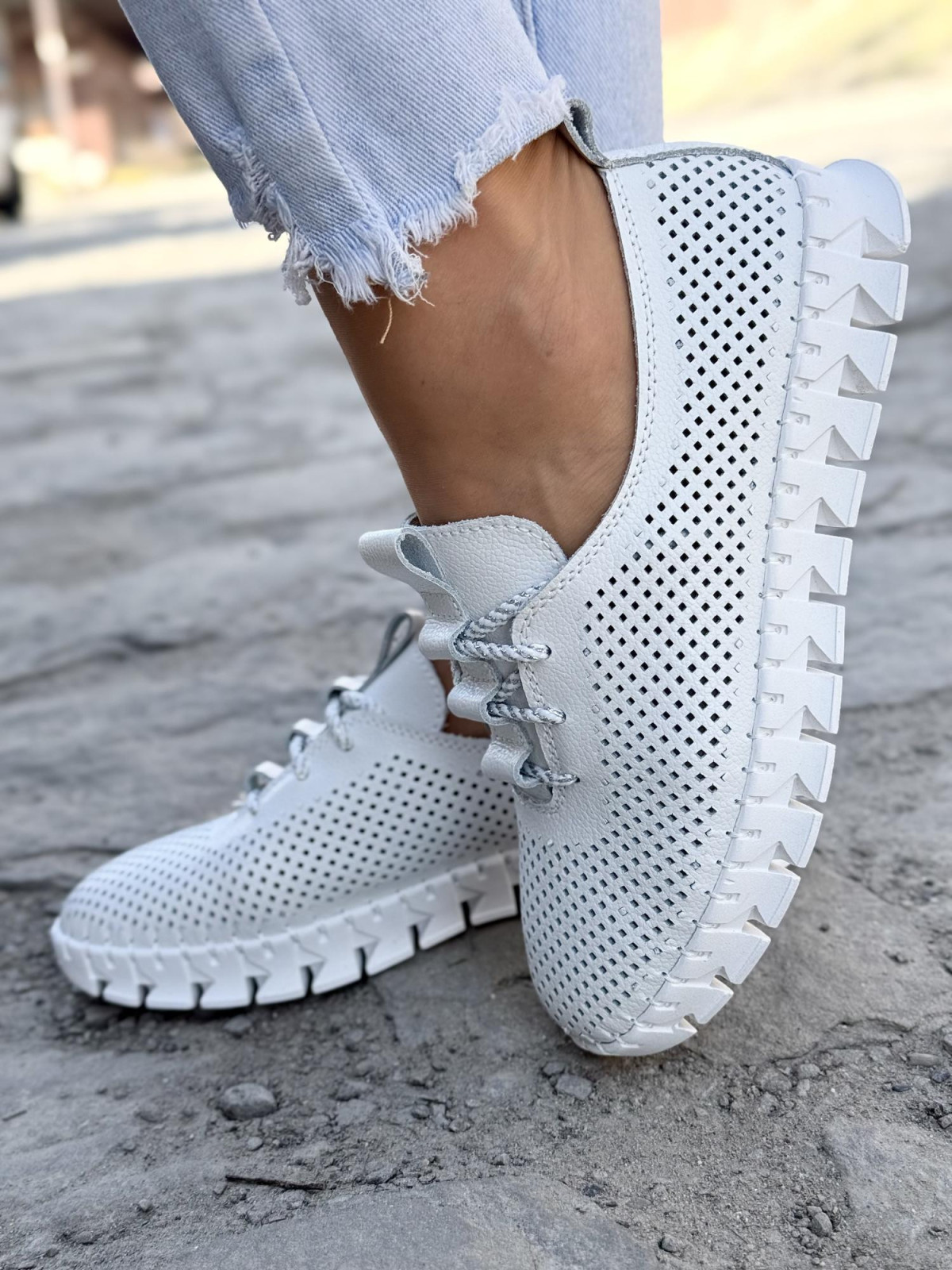 Sneakersy damskie ze skóry naturalnej