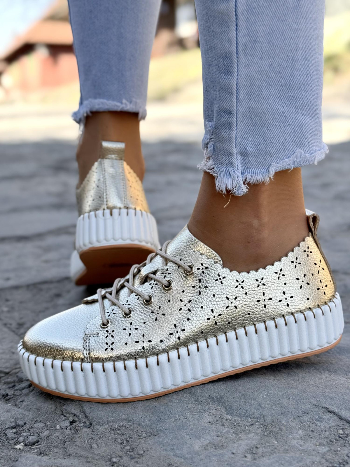 Sneakersy damskie ze skóry naturalnej