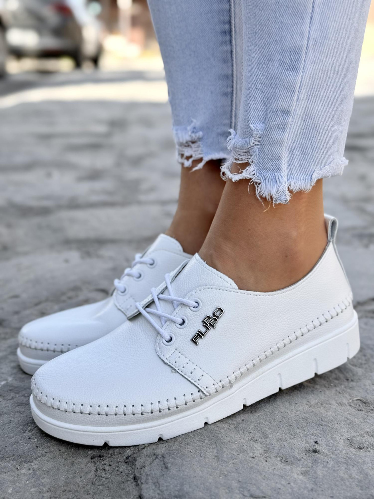 Półbuty damskie ze skóry naturalnej