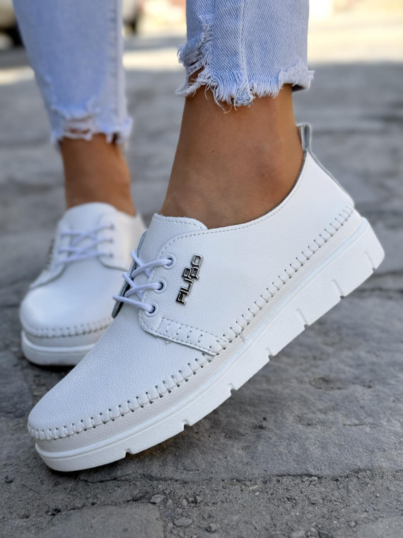 Półbuty damskie ze skóry naturalnej