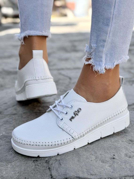 Półbuty damskie ze skóry naturalnej