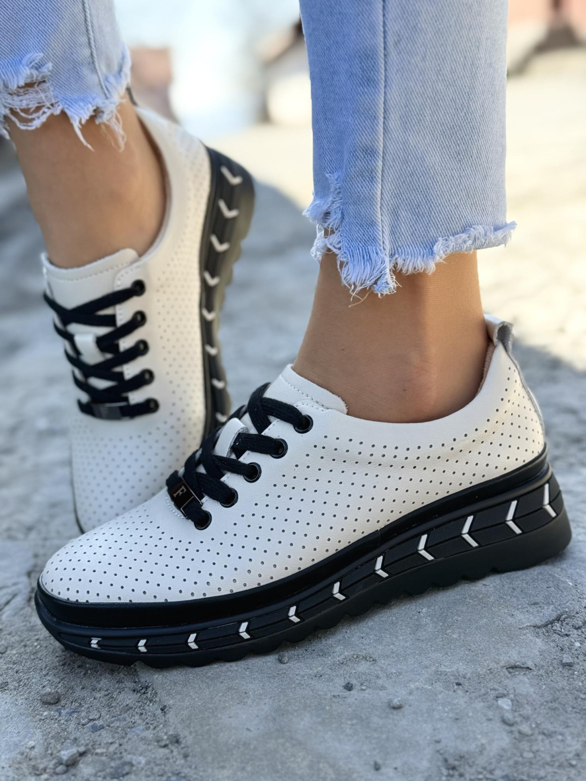 Sneakersy damskie ze skóry naturalnej