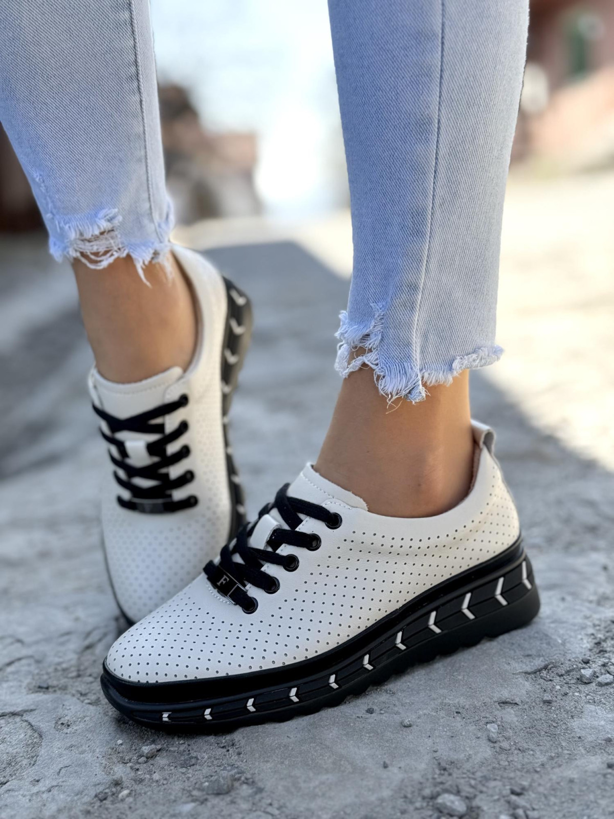 Sneakersy damskie ze skóry naturalnej