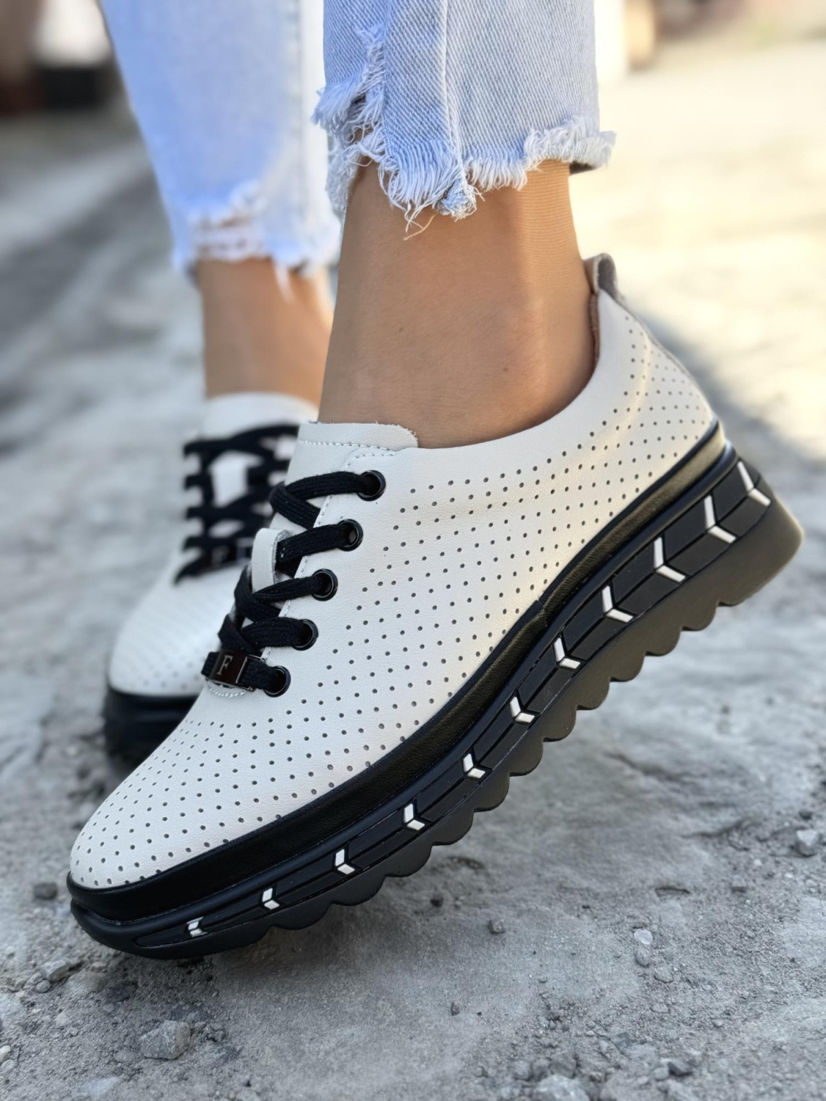 Sneakersy damskie ze skóry naturalnej