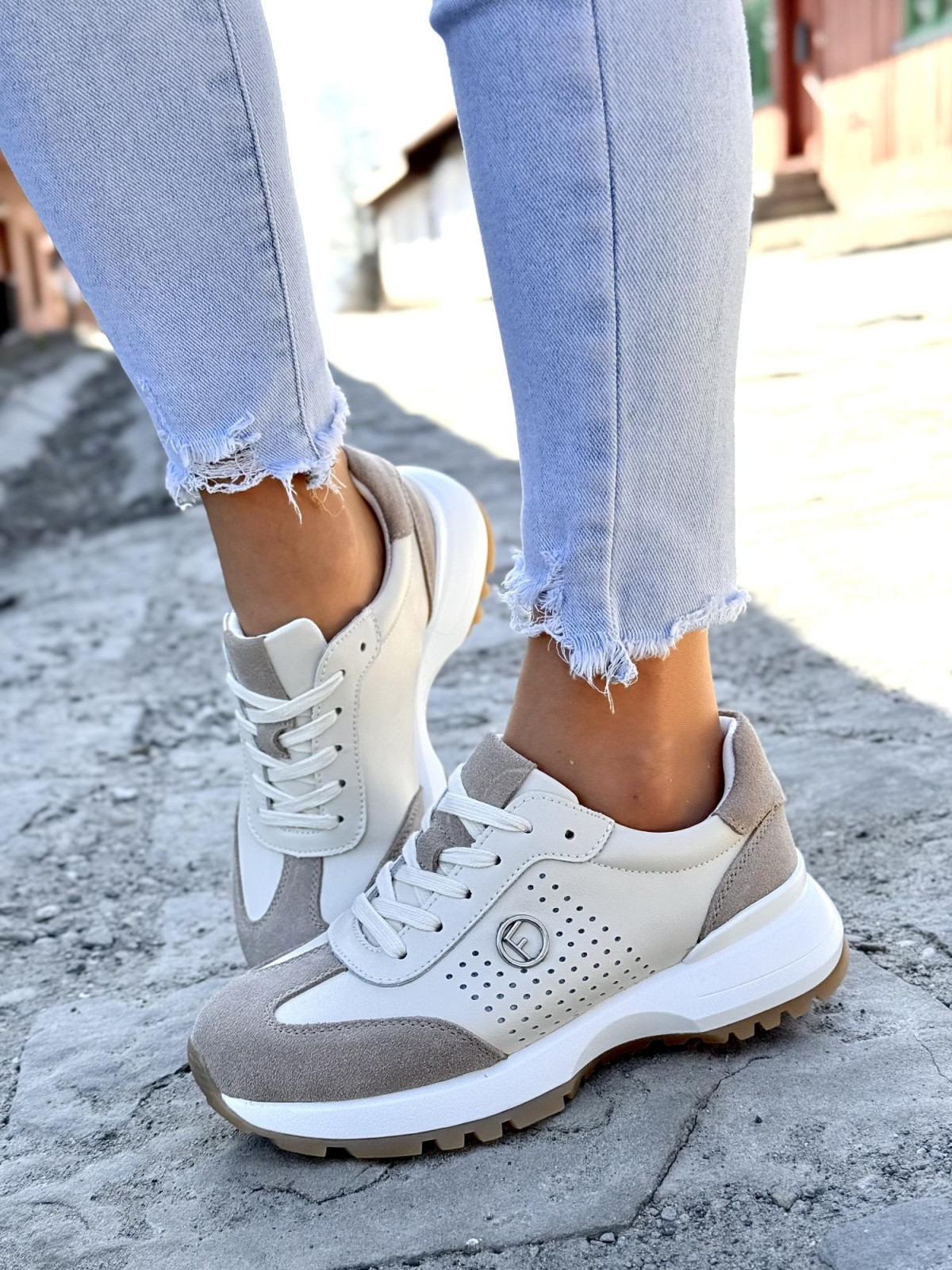 Sneakersy damskie ze skóry naturalnej