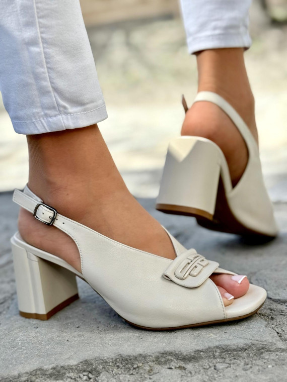 Sandałki damskie ze skóry naturalnej