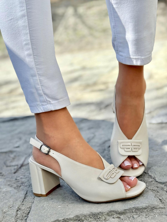 Sandałki damskie ze skóry naturalnej