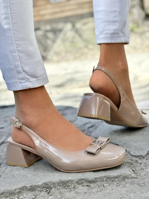 Sandałki damskie ze skóry naturalnej