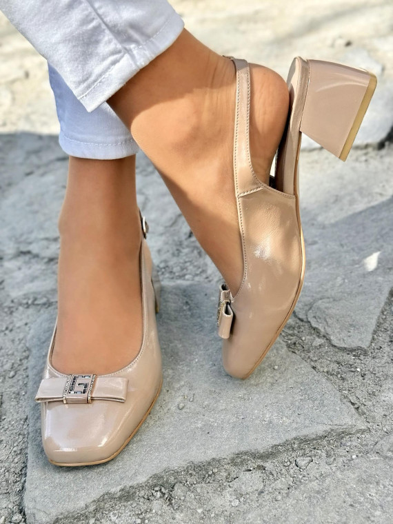 Sandałki damskie ze skóry naturalnej