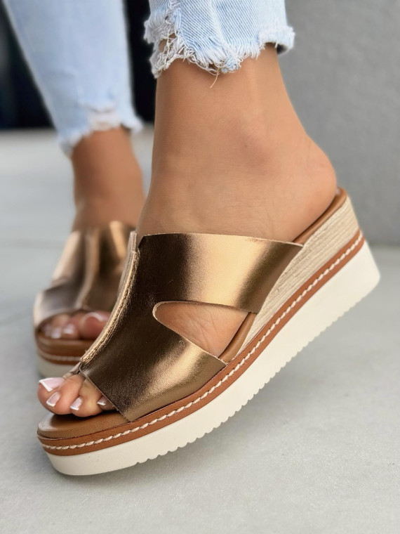 Klapki damskie ze skóry naturalnej