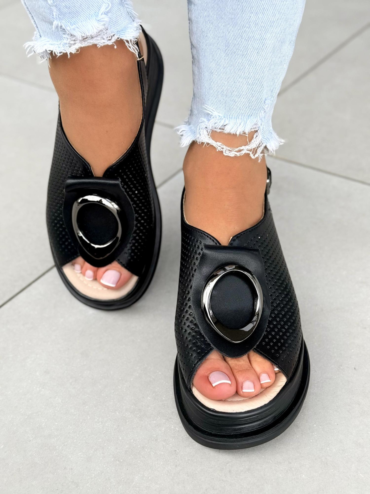 Sandałki damskie ze skóry naturalnej