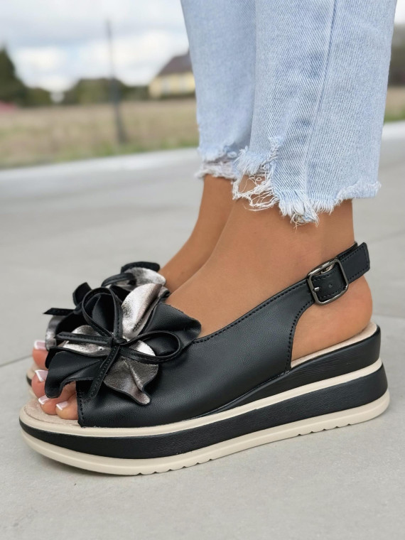 Sandałki damskie ze skóry naturalnej