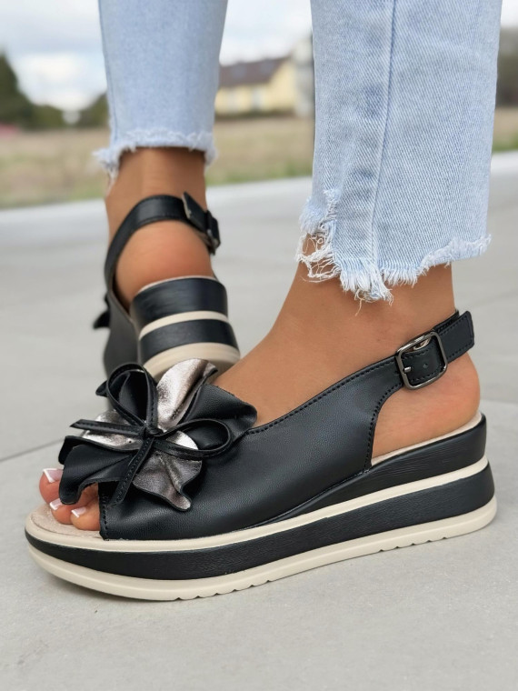 Sandałki damskie ze skóry naturalnej