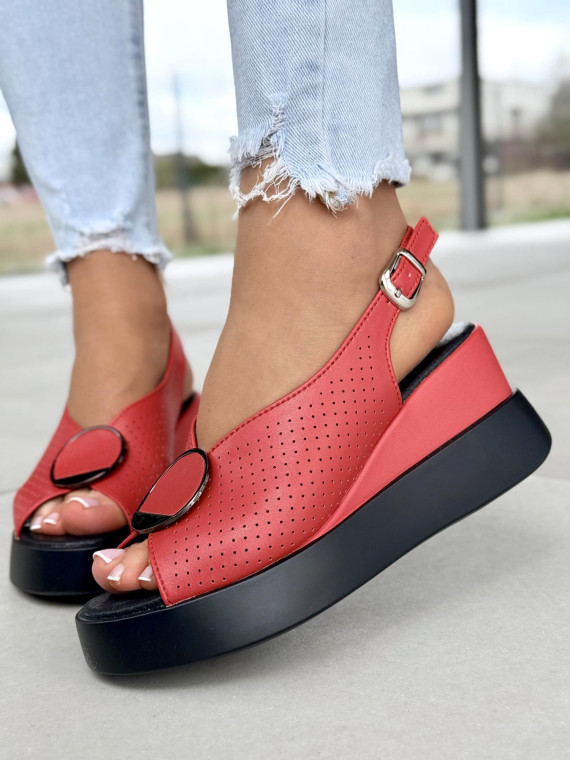 Sandałki damskie ze skóry naturalnej