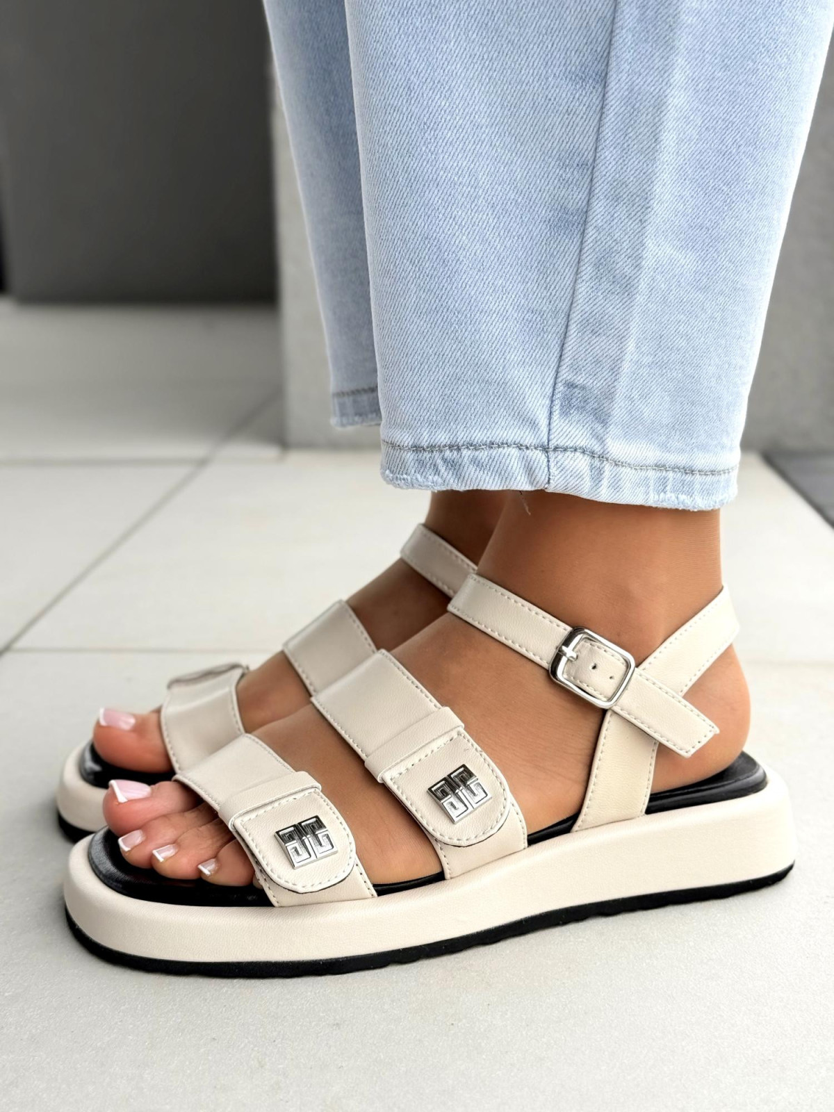 Sandałki damskie ze skóry naturalnej