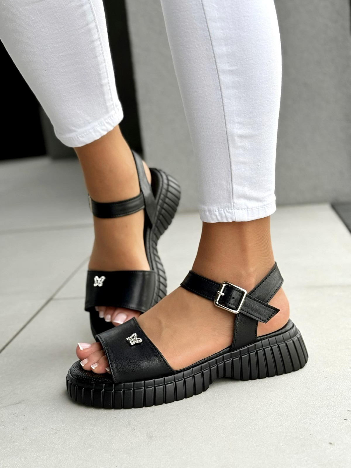 Sandałki damskie ze skóry naturalnej