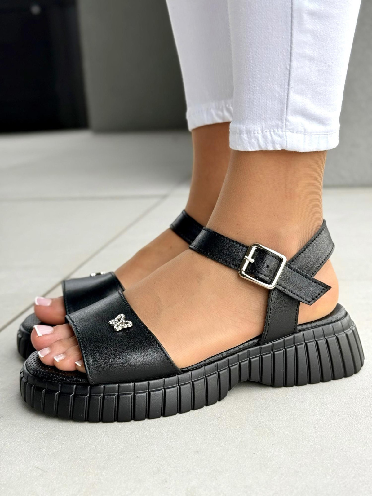 Sandałki damskie ze skóry naturalnej