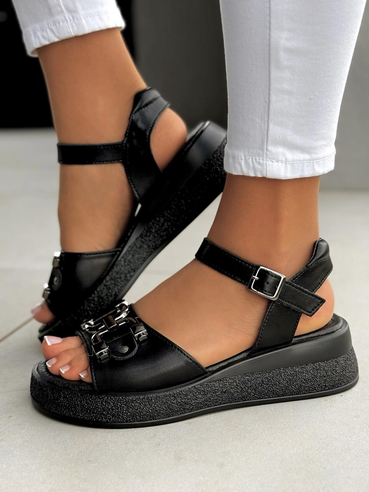 Sandałki damskie ze skóry naturalnej