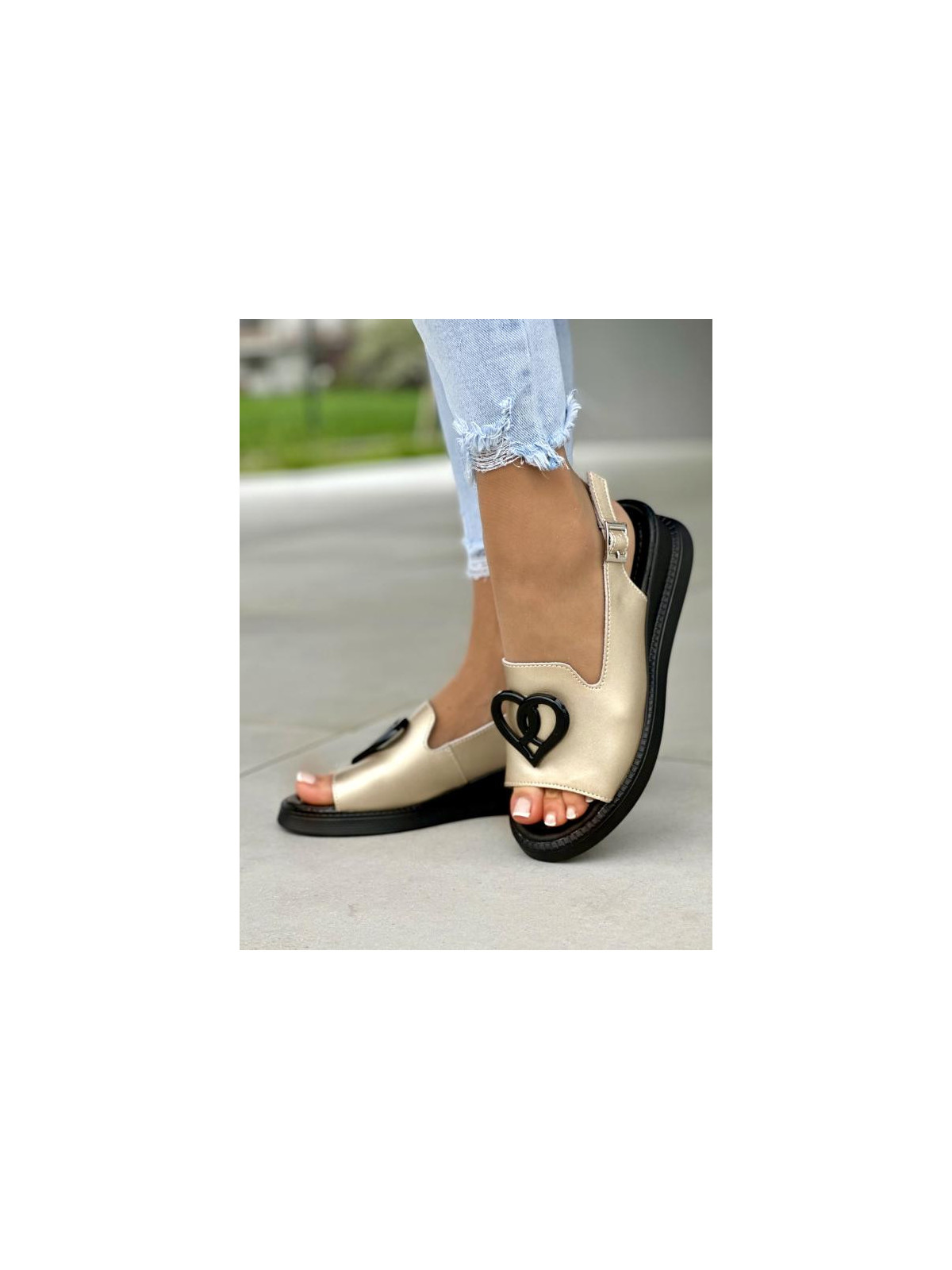 Sandały damskie ze skóry naturalnej