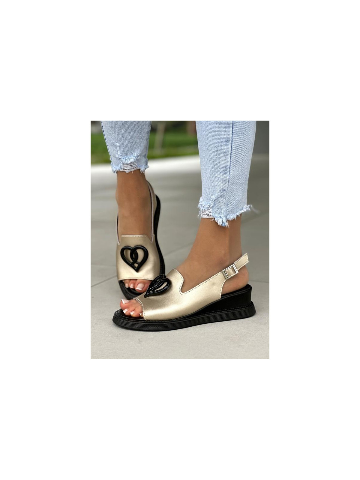 Sandały damskie ze skóry naturalnej