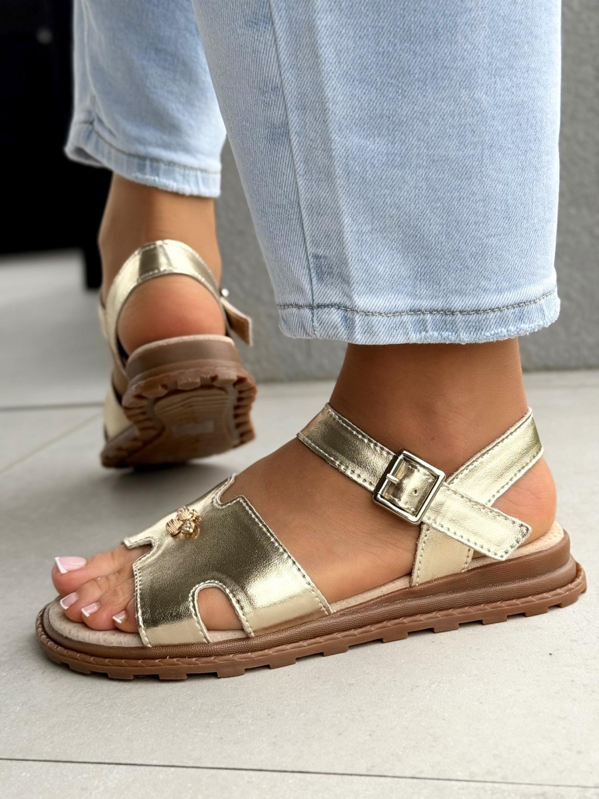 Sandałki damskie ze skóry naturalnej