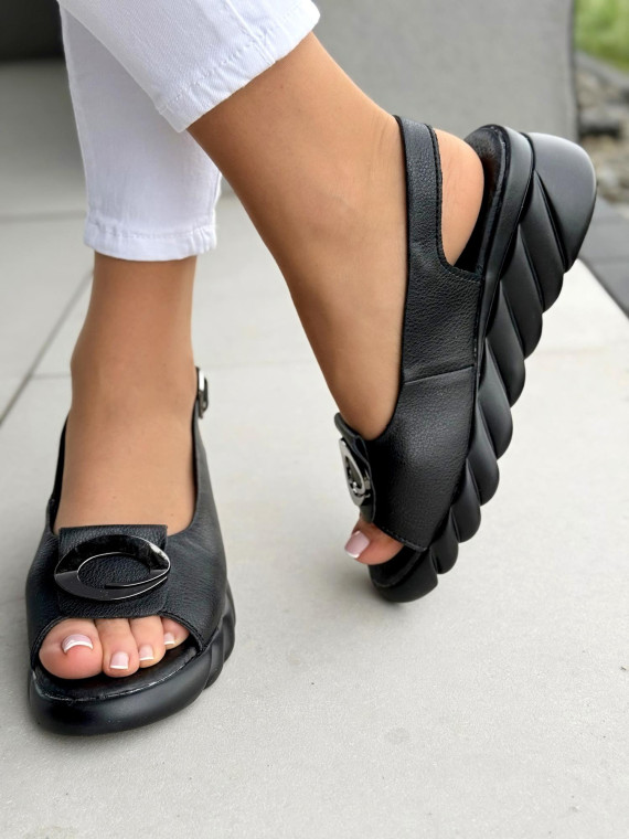 Sandałki damskie ze skóry naturalnej